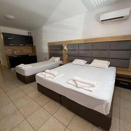 Luxury In Old Lägenhet Pomorie